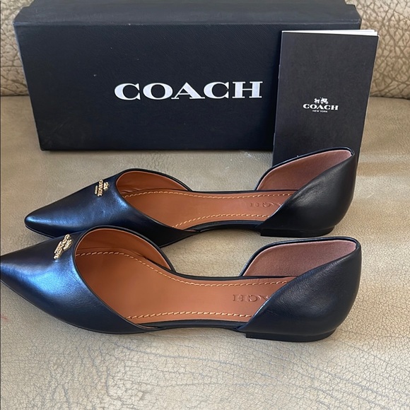 Coach Black Leather Flats for Effortless Elegance Pointy Toes Shoes Size 8.5 - Picture 2 of 7